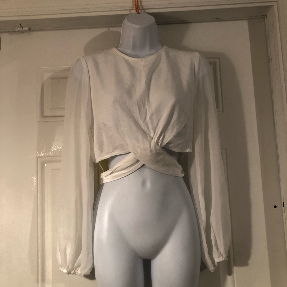 Fate White Twist-Front Long Sleeve Crop Top